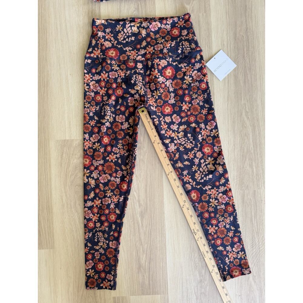 NWT Beyond Yoga Summer Bouquet High Waist Midi Legging Large Sport Bra Top S SET - Picture 2 of 8